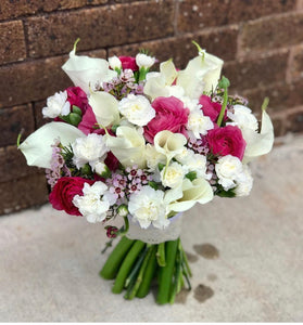 “Morning glory” bridesmaid bouquet