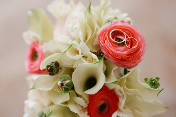 “Spring in paradise” bridal bouquet
